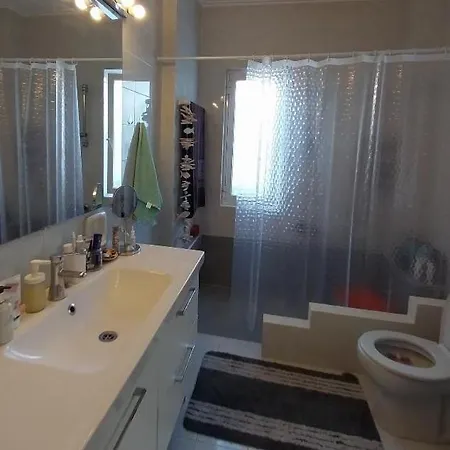 Hope House Kavouri Apartment *