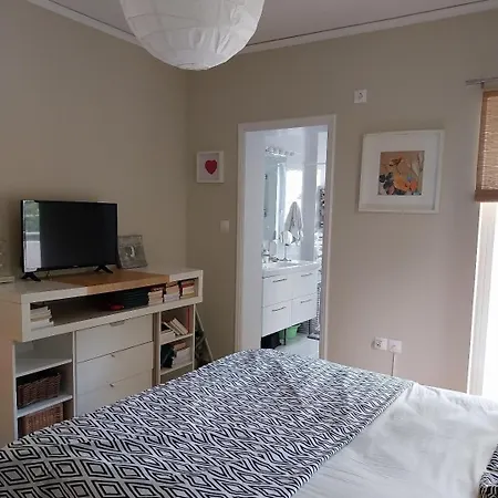 Hope House Kavouri Apartment *